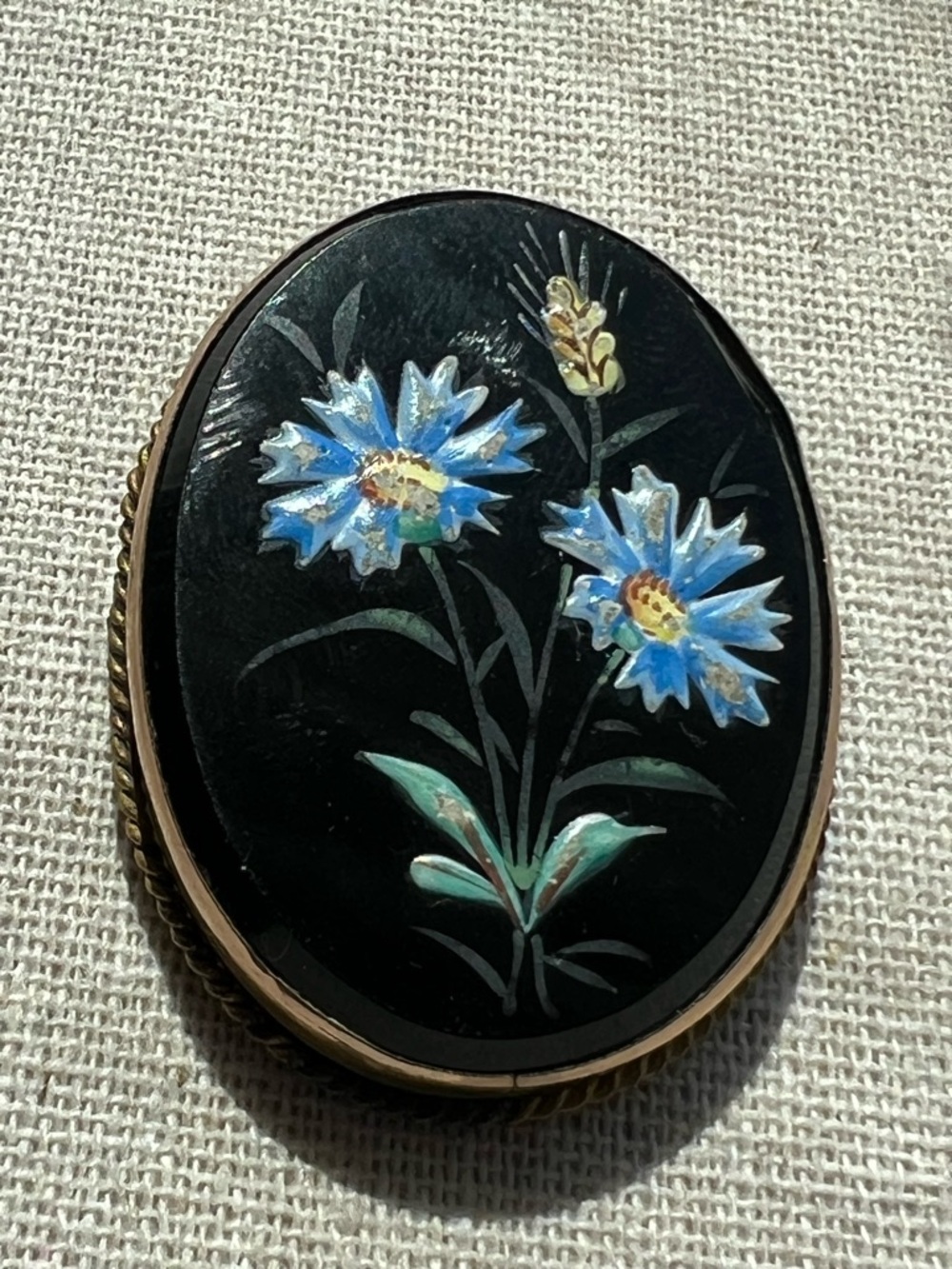 Vintage Floral Inlay Oval Brooch